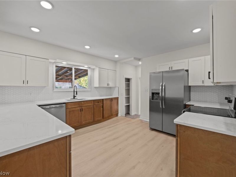 3825 Middlebranch Avenue, Canton, OH 44705 Photo 8