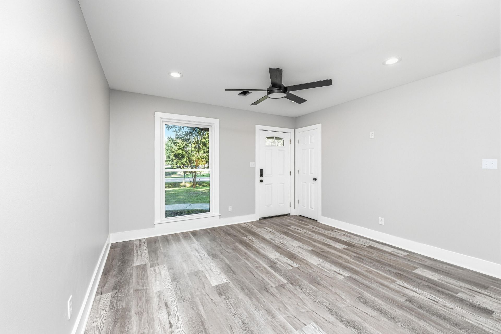 504 Mary Scott Drive Photo 17