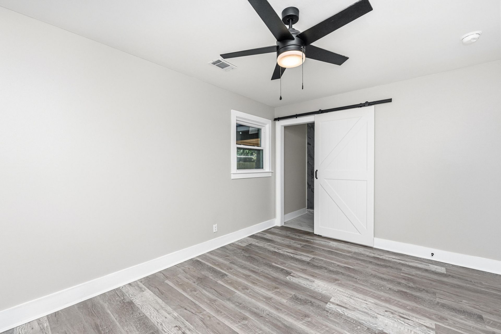 504 Mary Scott Drive Photo 30