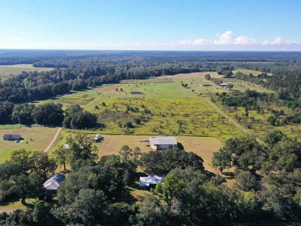258 Harbin Road , Quincy, FL 32351
