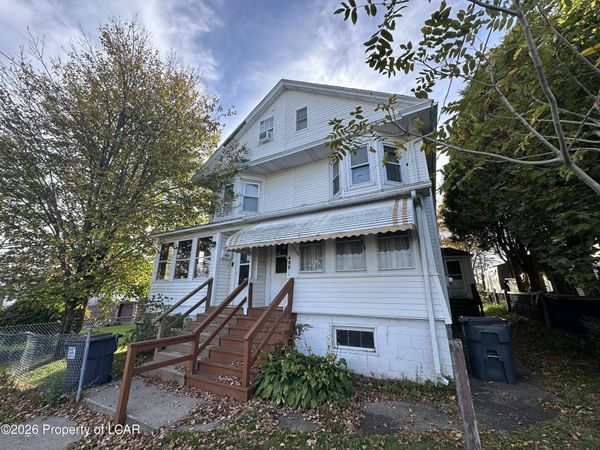 628 Hemlock Street, Freeland, PA 18224