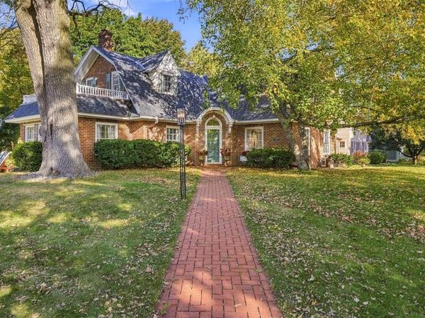 532 Summit Avenue, Eau Claire, WI 54701