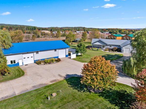 1875 E Deer Lake Road, Boyne City, MI 49712
