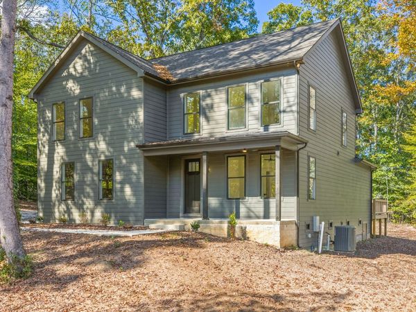 10005 Forest Lane, Bon Aqua, TN 37025