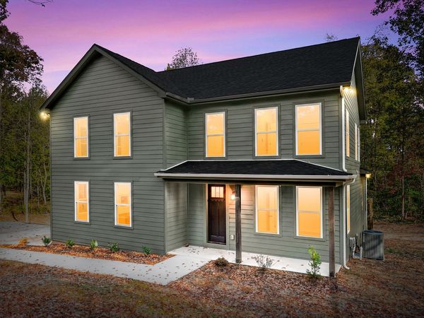 10022 Forest Lane, Bon Aqua, TN 37025
