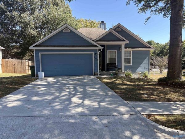 102 River Oaks Drive, Madison, AL 35758