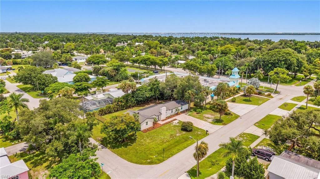 1428 Coconut Dr, Fort Myers, FL 33901 Photo