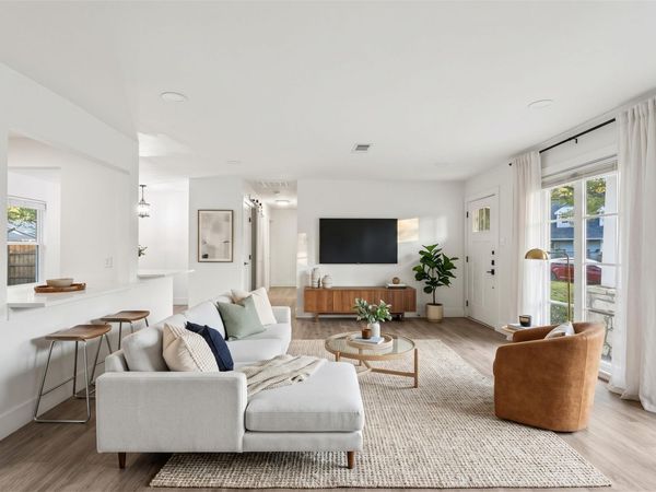 122 Havana ST, Austin, TX 78704