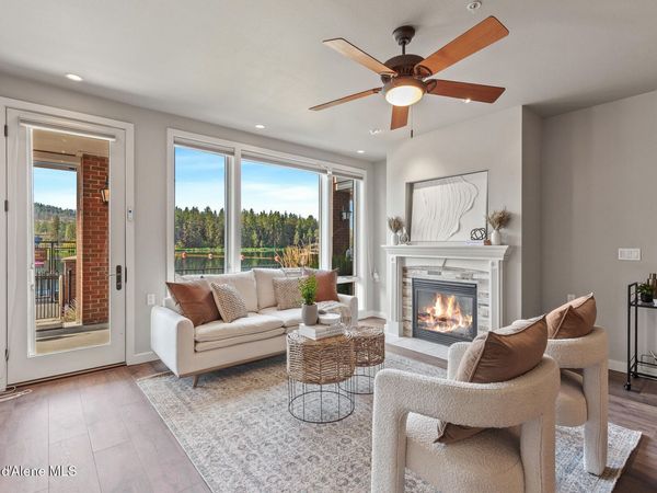415 W WATERSIDE DR, Unit 102, Post Falls, ID 83854