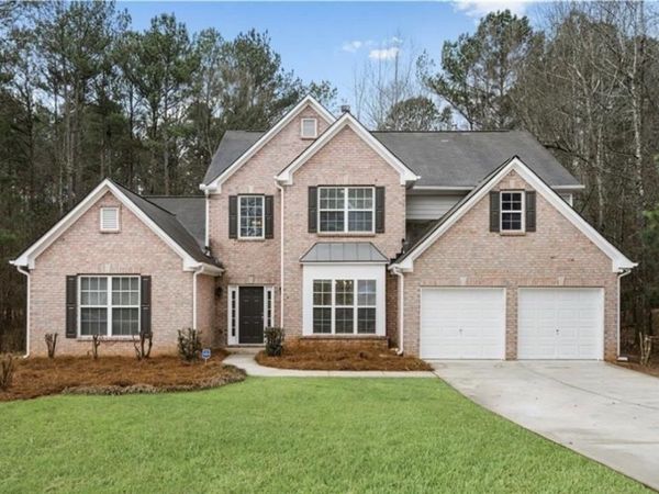 365 Dominique Court, Fayetteville, GA 30214