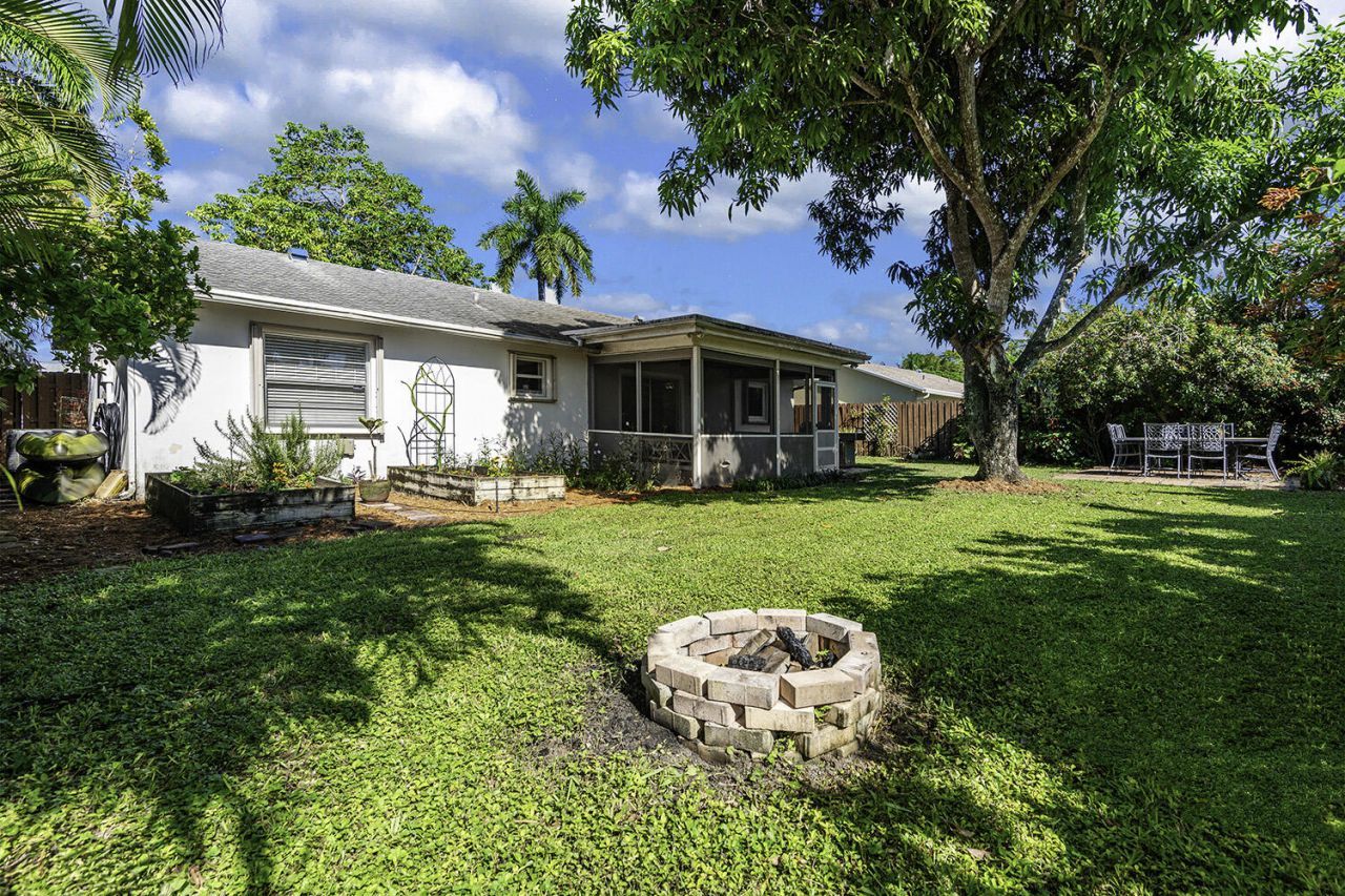 19442 Colorado Circle, Boca Raton, FL 33434 Photo