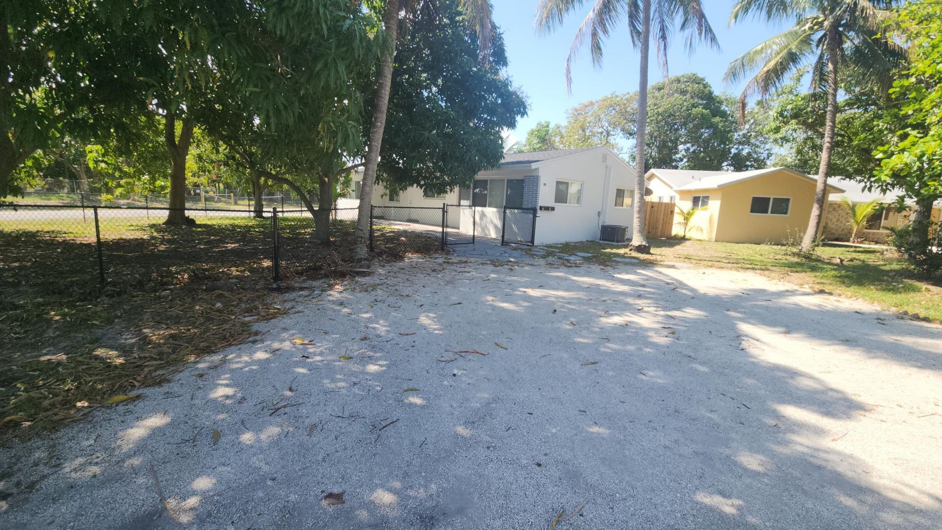 198 SE 27th Court, Unit W, Boynton Beach, FL 33435 Photo