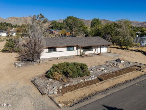 2140 Wildflower Drive, Washoe Valley, NV 89704