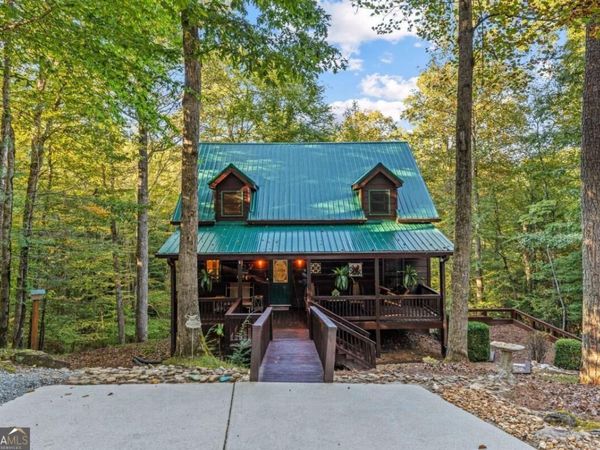 169 Elba Court, Ellijay, GA 30540