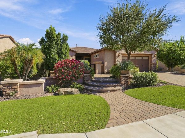 29989 N WHIPSAW Road, Peoria, AZ 85383