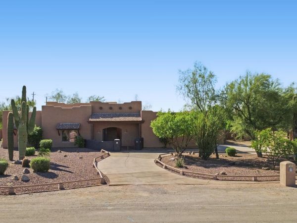 7131 E INDIGO Street, Mesa, AZ 85207