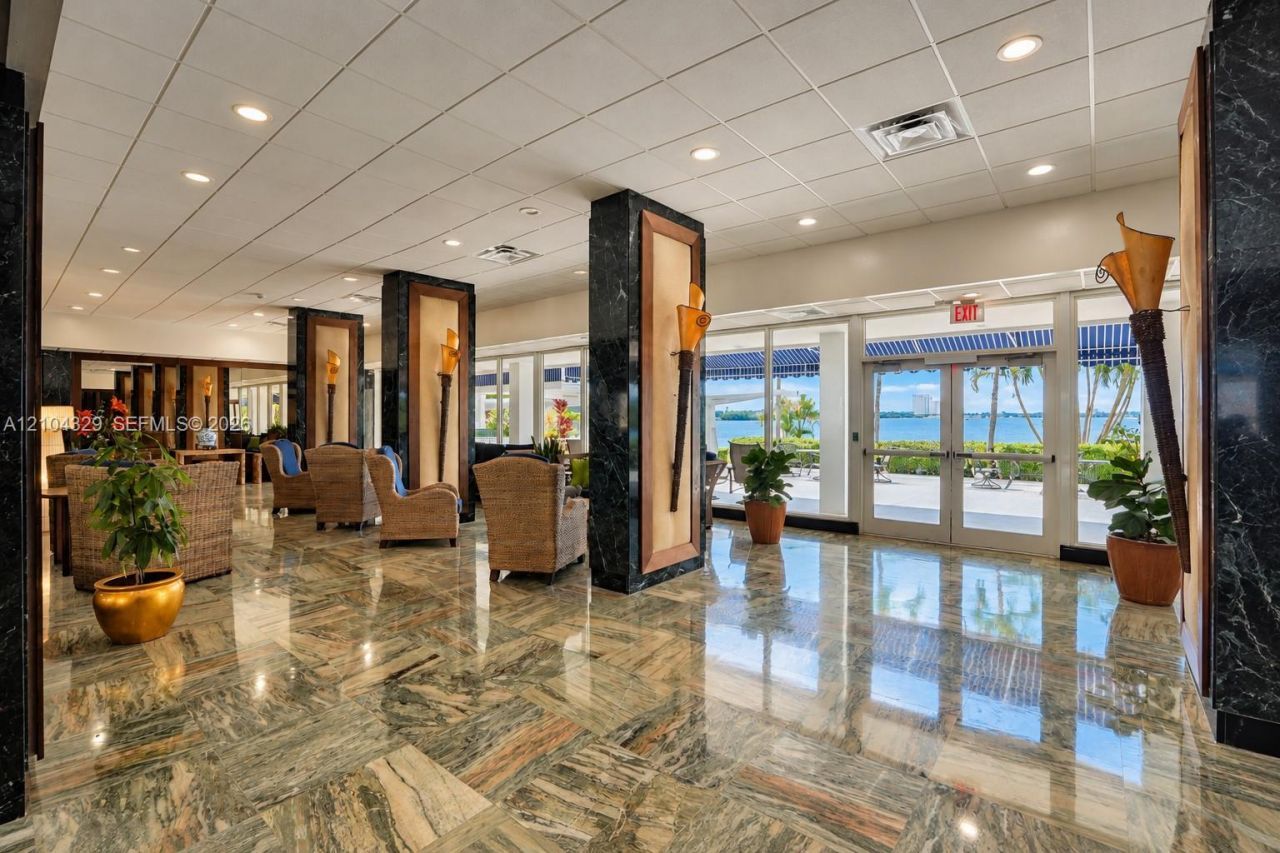500 Bayview Dr , Unit 1123, Sunny Isles Beach, FL 33160 Photo