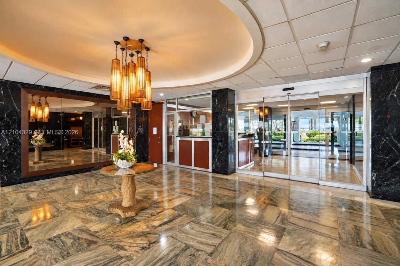 500 Bayview Dr , Unit 1123, Sunny Isles Beach, FL 33160 Photo