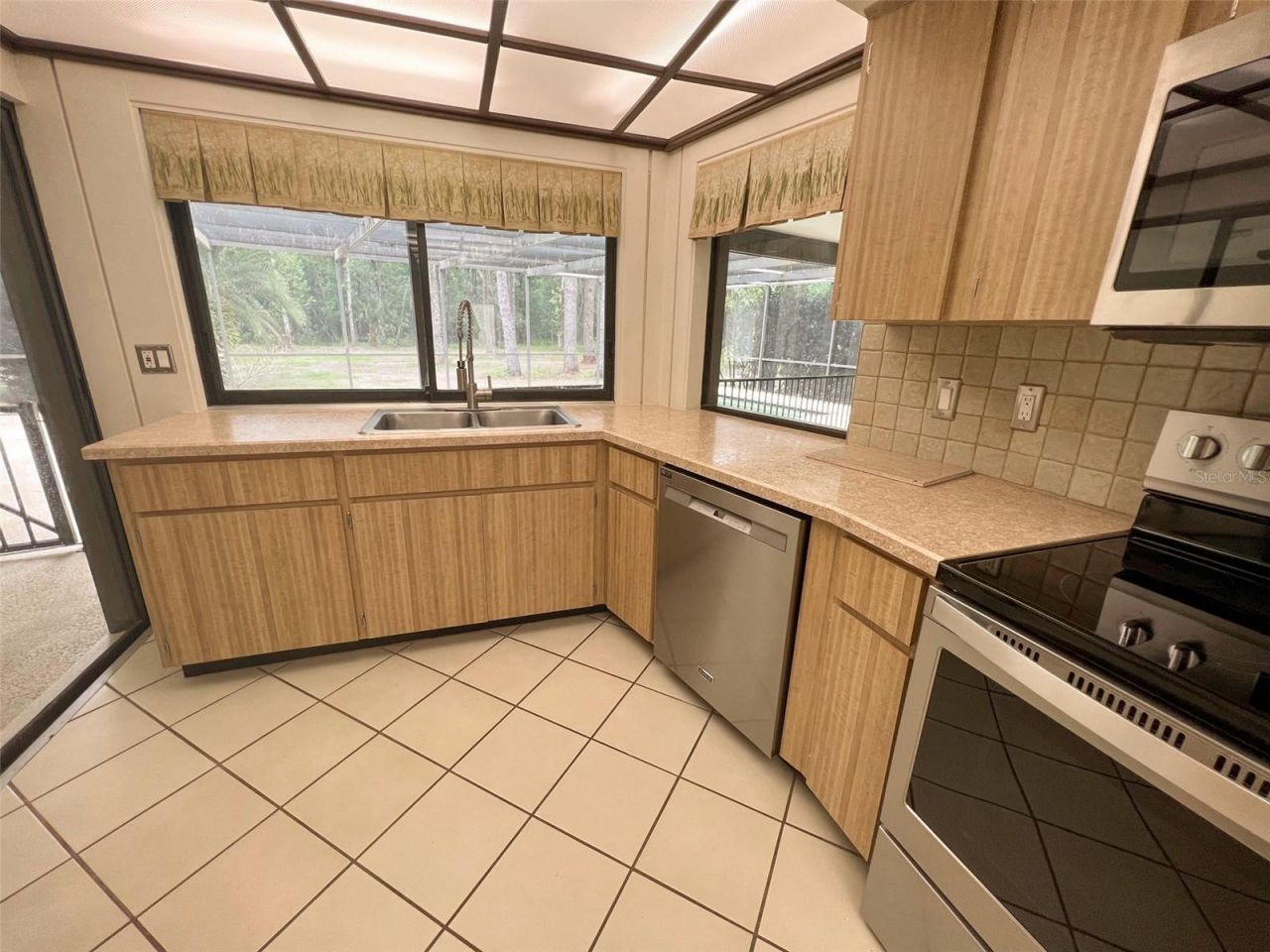 8536 Cessna Drive , New Port Richey, FL 34654 Photo