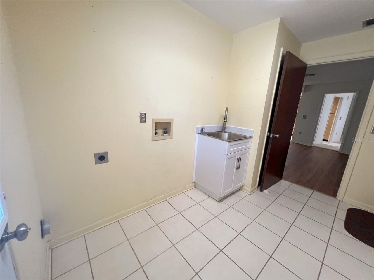 8536 Cessna Drive , New Port Richey, FL 34654 Photo