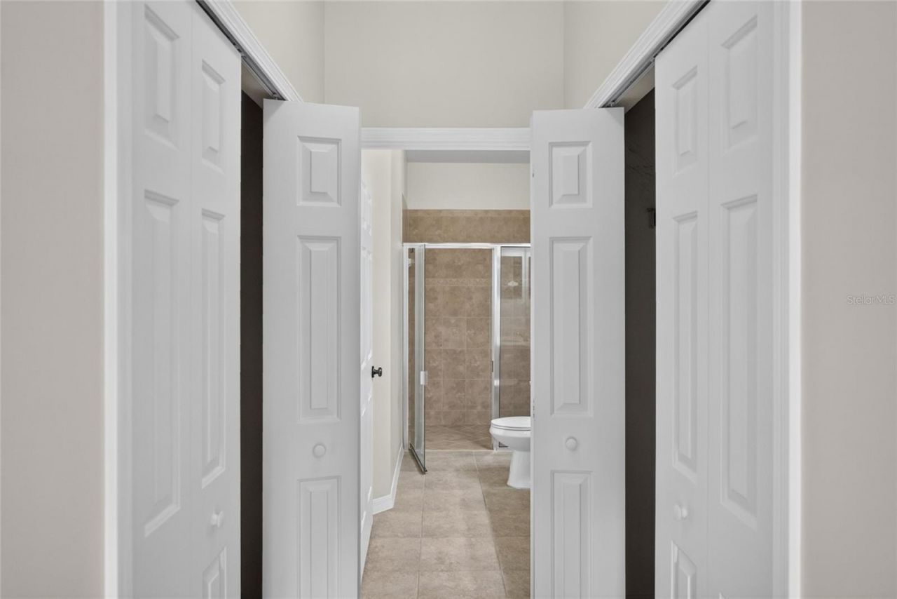 3707 Parkridge Circle, Unit 7-106, Sarasota, FL 34243 Photo