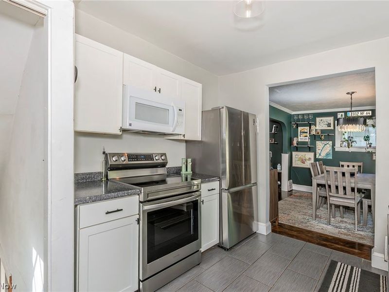 3854 Brookside Boulevard, Cleveland, OH 44111 Photo 16
