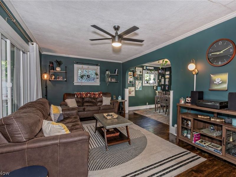 3854 Brookside Boulevard, Cleveland, OH 44111 Photo 3