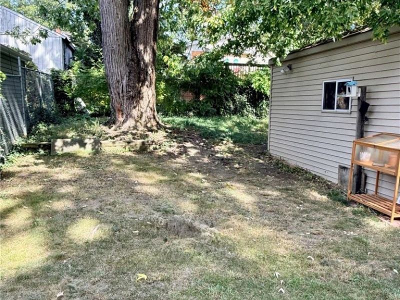 3854 Brookside Boulevard, Cleveland, OH 44111 Photo 30