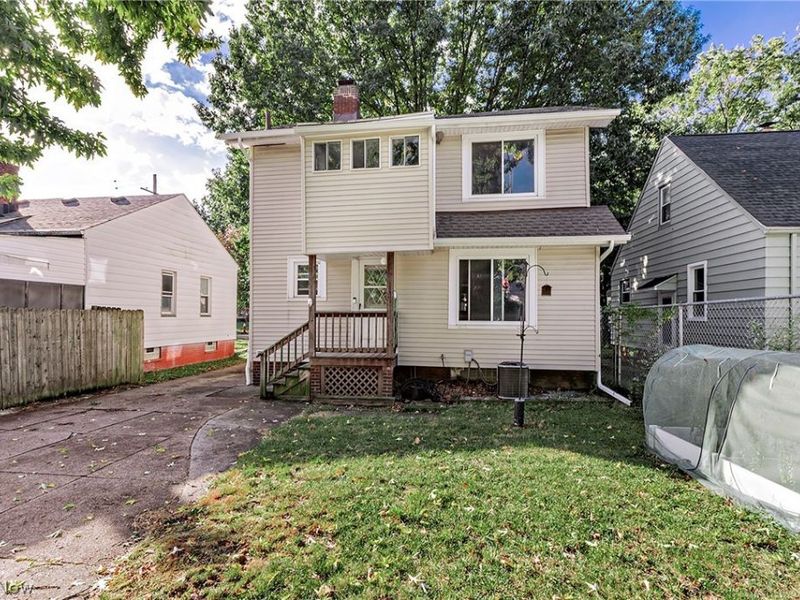 3854 Brookside Boulevard, Cleveland, OH 44111 Photo 35