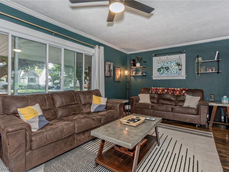 3854 Brookside Boulevard, Cleveland, OH 44111 Photo 6