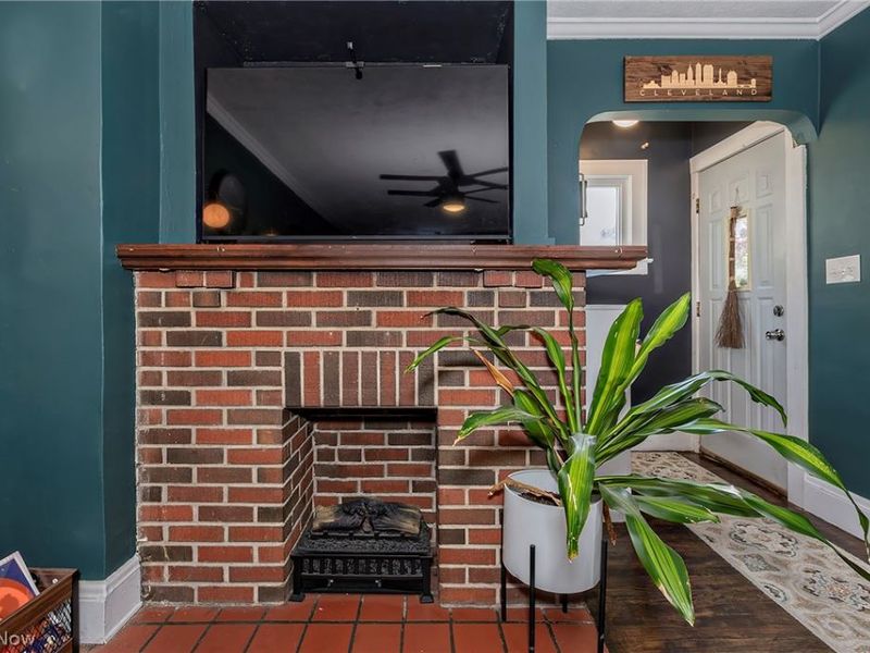 3854 Brookside Boulevard, Cleveland, OH 44111 Photo 7
