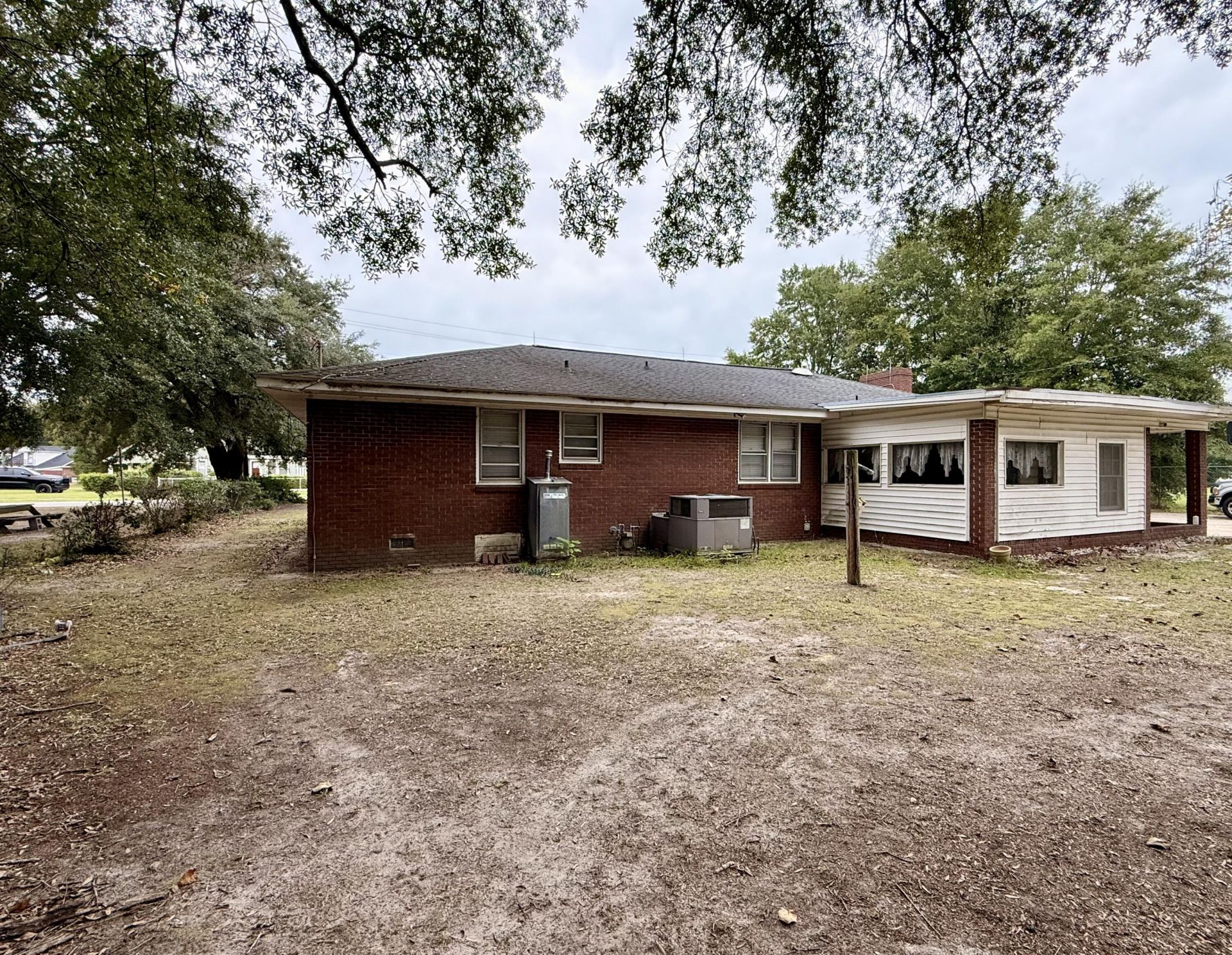 1125 4th Avenue Photo 5