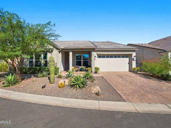 21518 W MINNEZONA Avenue, Buckeye, AZ 85396