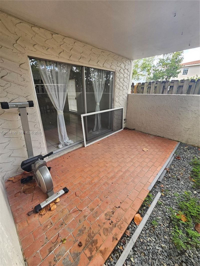 6900 N Kendall Dr , Unit A102, Pinecrest, FL 33156 Photo