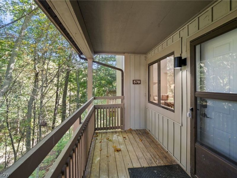 578 Meredith Lane, Cuyahoga Falls, OH 44223 Photo 26