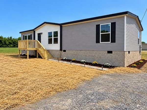 2776 Snyder Loop, Graysville, TN 37338