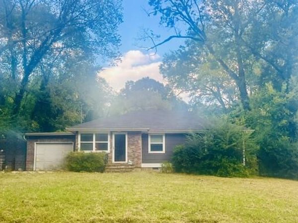 4129 Vaughn Road, Chattanooga, TN 37411