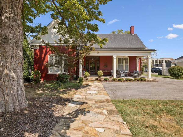 138 3rd Ave N, Franklin, TN 37064