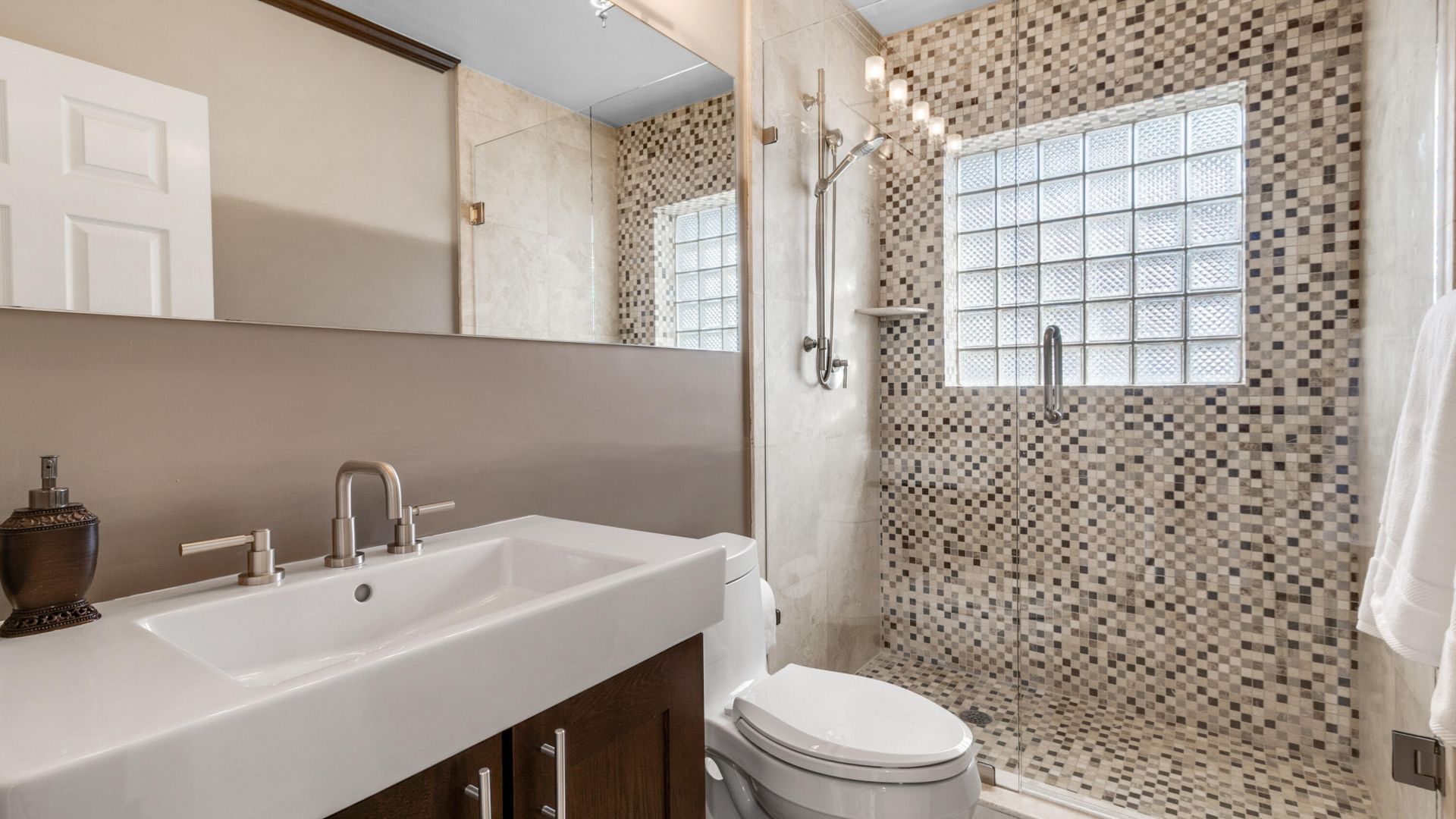 750 SE 7th Avenue, Pompano Beach, FL 33060 Photo