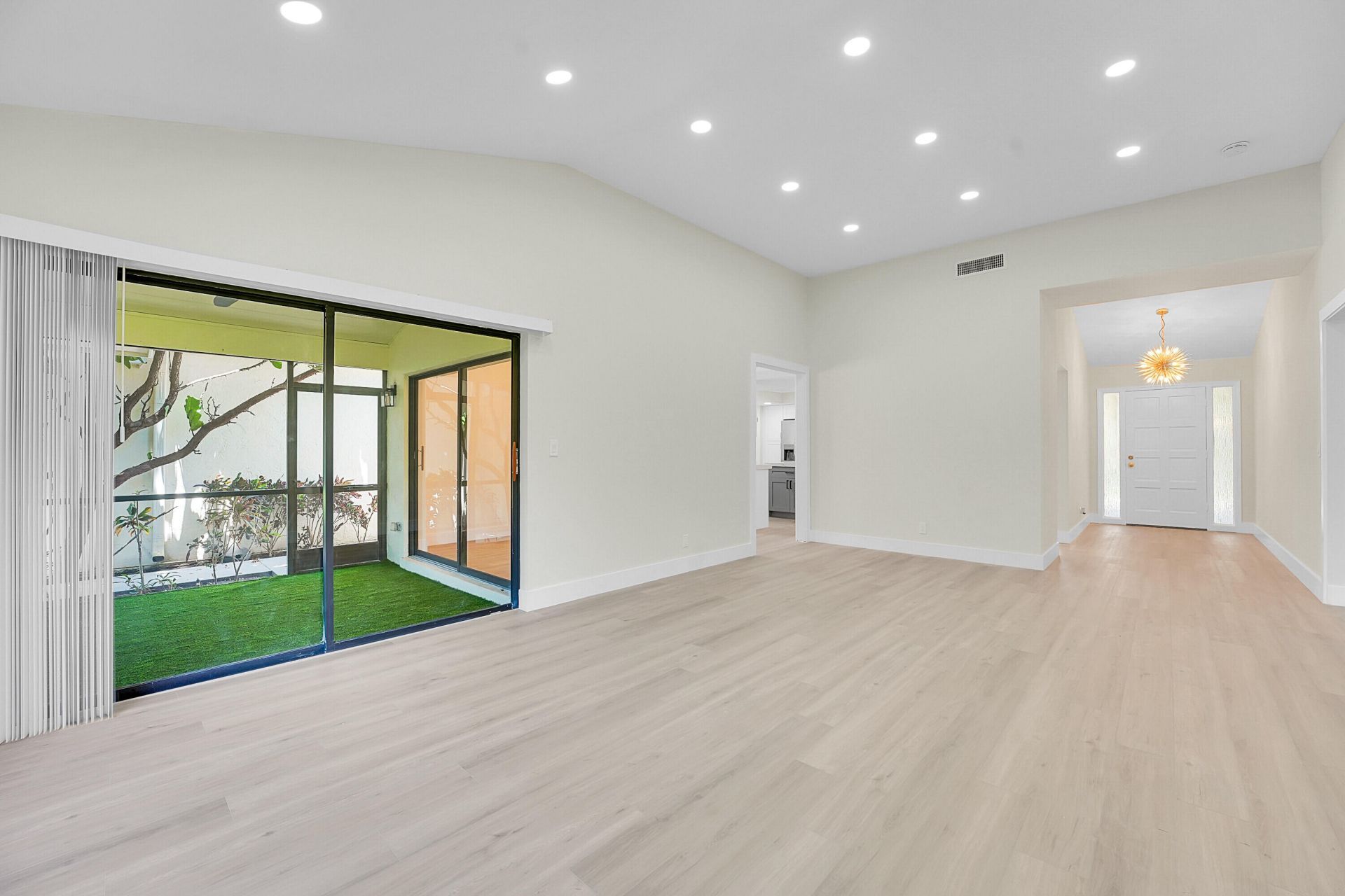11457 Sandy Oaks Court, North Palm Beach, FL 33408 Photo