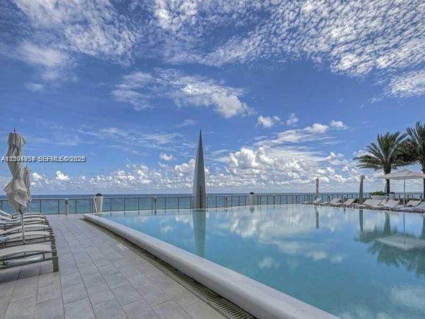 17121 Collins Ave, Unit 907, Sunny Isles Beach, FL 33160