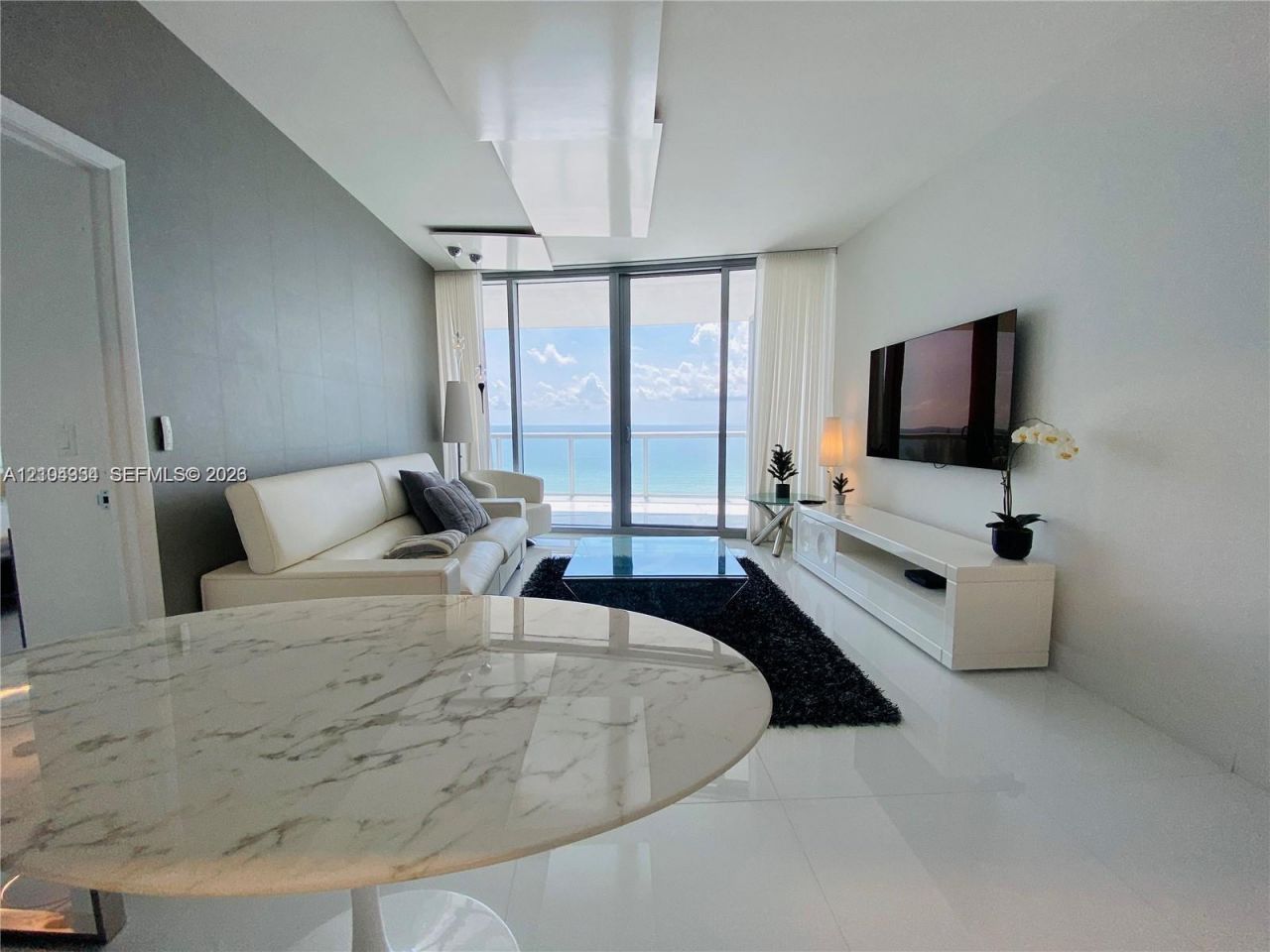 17121 Collins Ave, Unit 907, Sunny Isles Beach, FL 33160 Photo