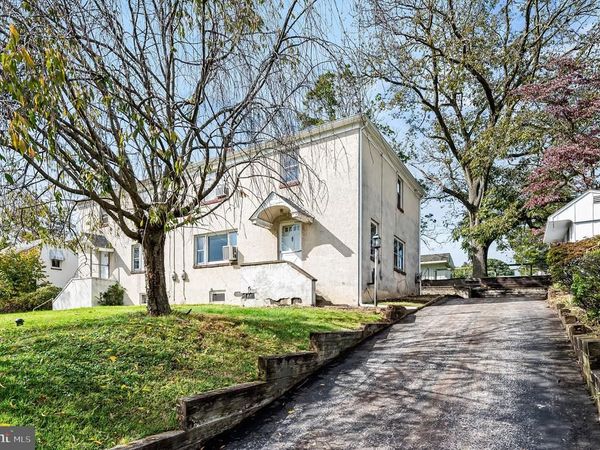 3 ELM AVENUE, NORRISTOWN, PA 19403