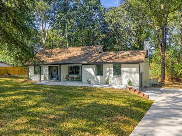 200 Riverside Drive , Athens, GA 30606
