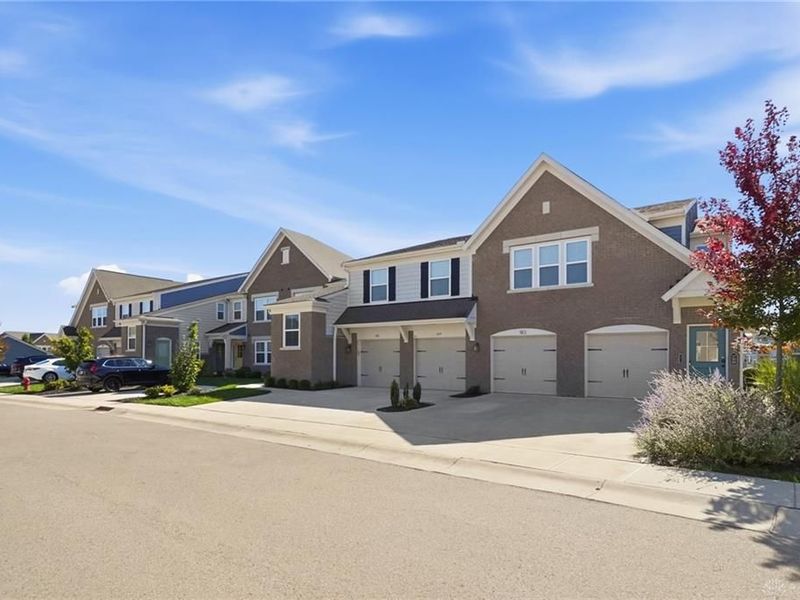 141 Old Pond Road, Springboro, OH 45066 Photo 1