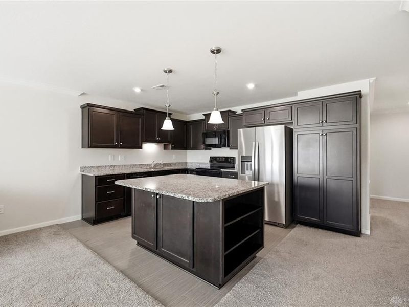 141 Old Pond Road, Springboro, OH 45066 Photo 5