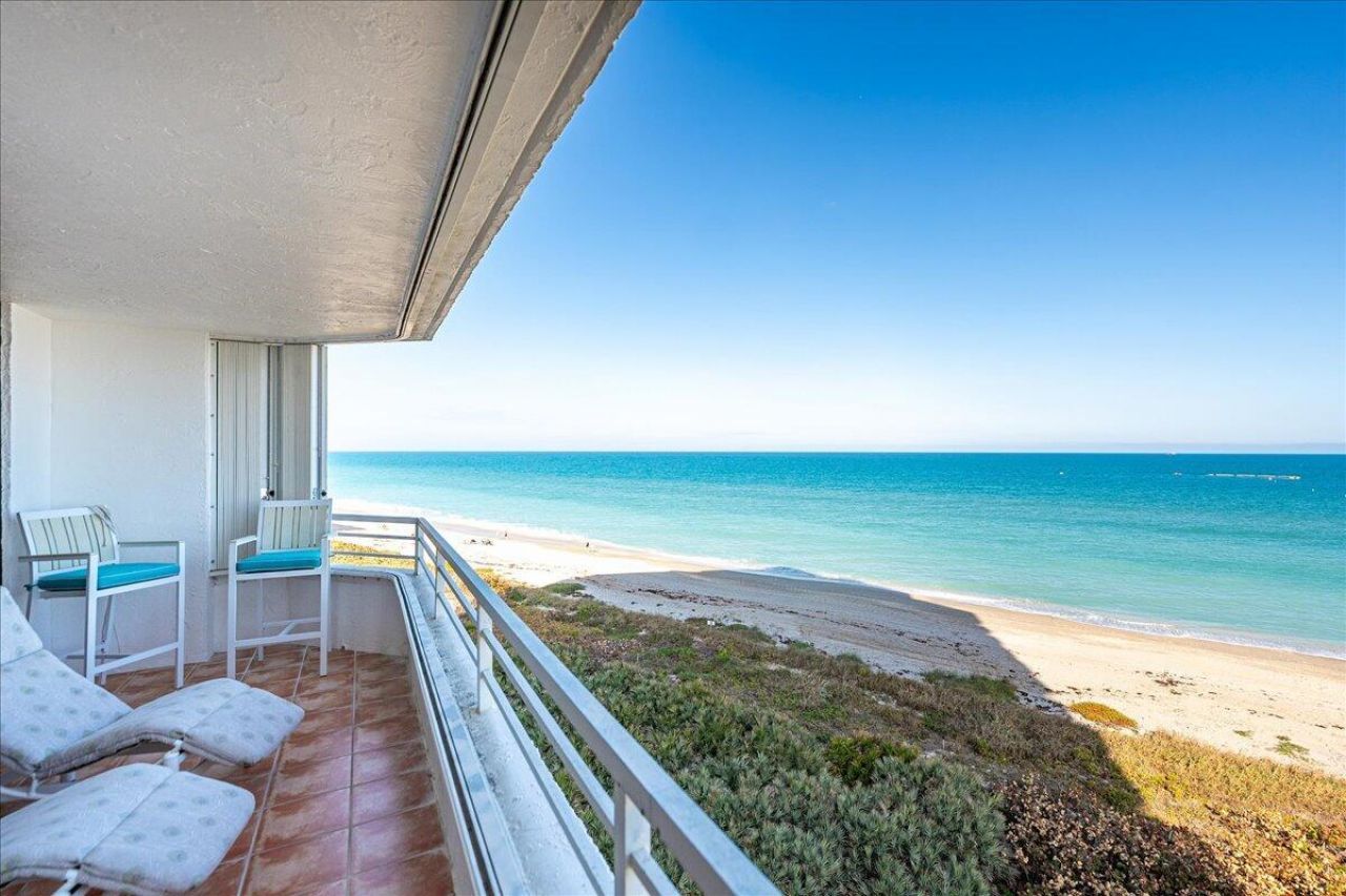 9950 S Ocean Drive, Unit 604, Jensen Beach, FL 34957 Photo