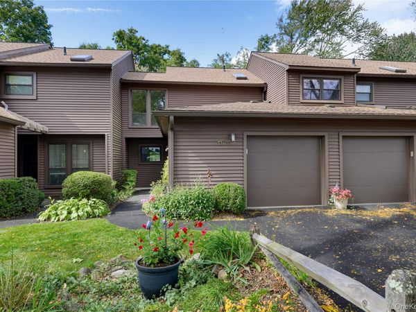 113 Woods Brooke Circle, Ossining, NY 10562