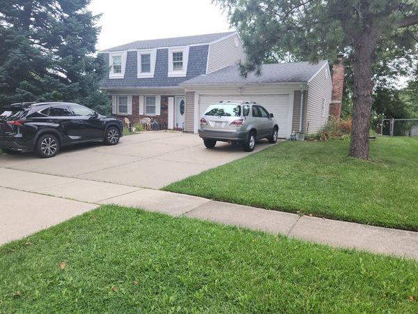 25 Emerson Drive , Schaumburg, IL 60194