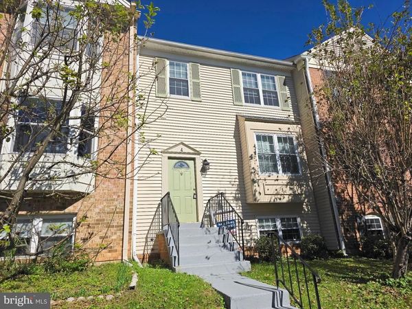 4 NARROWLEAF COURT , GAITHERSBURG, MD 20878